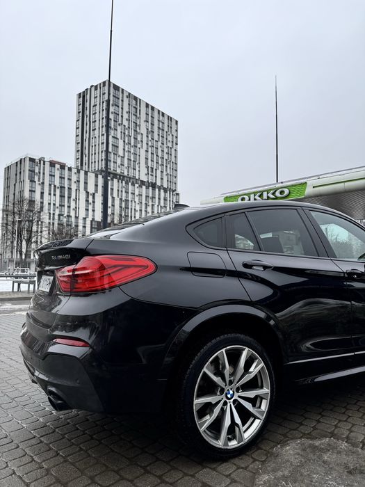 Продам BMW X4 M40i
