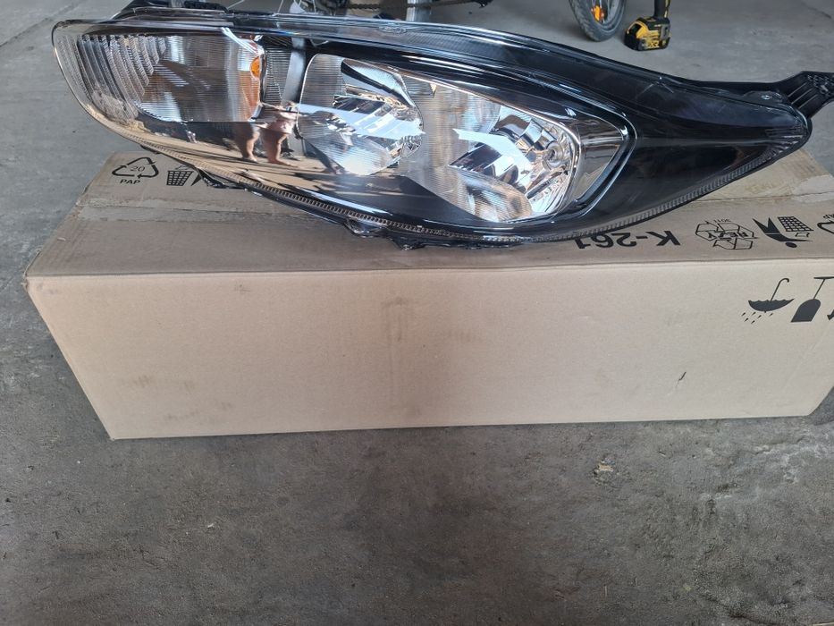 Фара ліва FORD FIESTA 2013-2017 (LED) HMPX HMP C1BB 13W030 CG