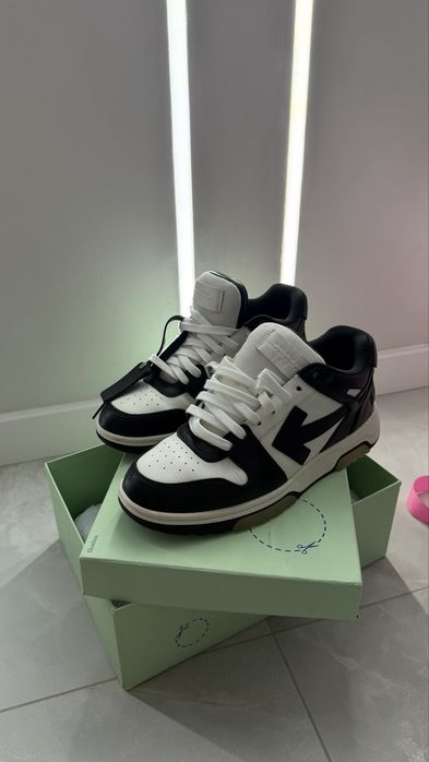 43 44 ОРИГИНАЛ Кроссовки OFF White out of office. Отличное состояние