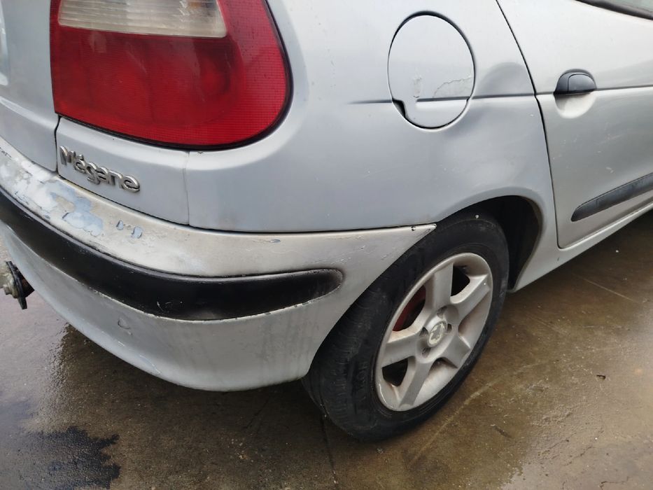 Pára-choques trás RENAULT Megane I (BA0/1_)