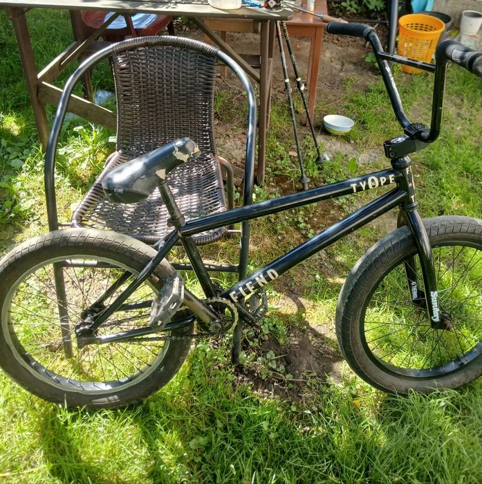 kultowy, kompletny rower BMX marki Fiend (model Type O).