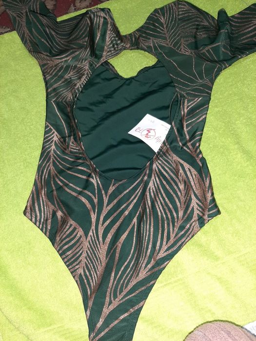 Продам купальник для художньої гімнастики