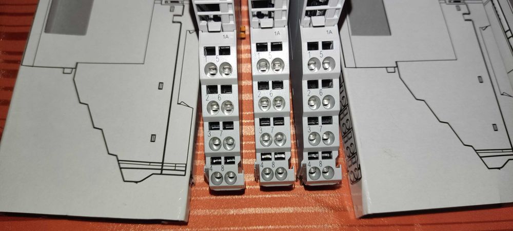 Lenze IO 1000 - Moduł magistrali PROFINET - EPM−S140,  karty EPM S302