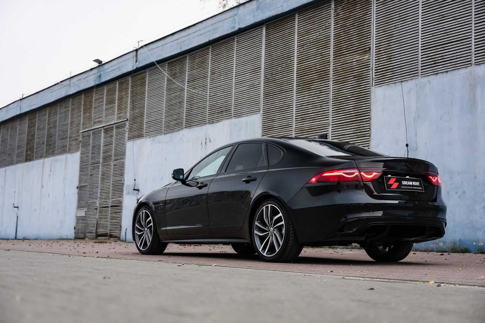JAGUAR XF 2.0D HSE (2025 rok) wynajem wypożyczalnia lotnisko hotel