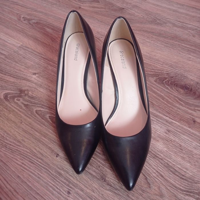 Buty kobiece szpilki