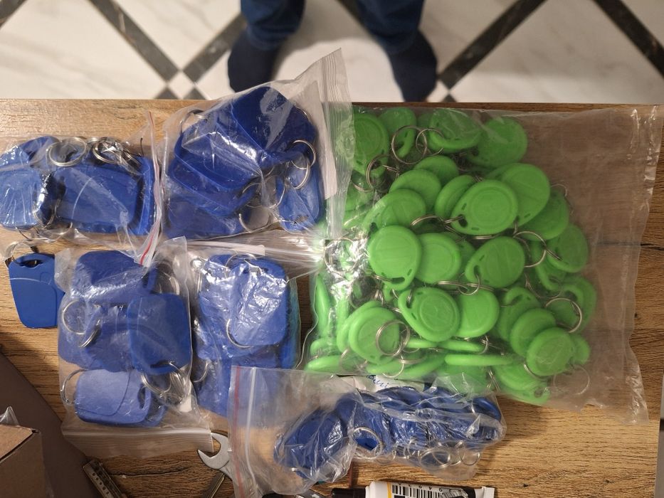 Брілки ключі для домофона дублікатор