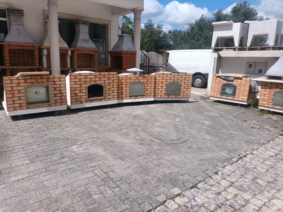 Forno canto com churrasqueira