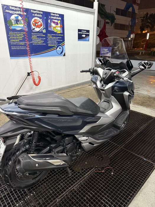 Honda forza 300