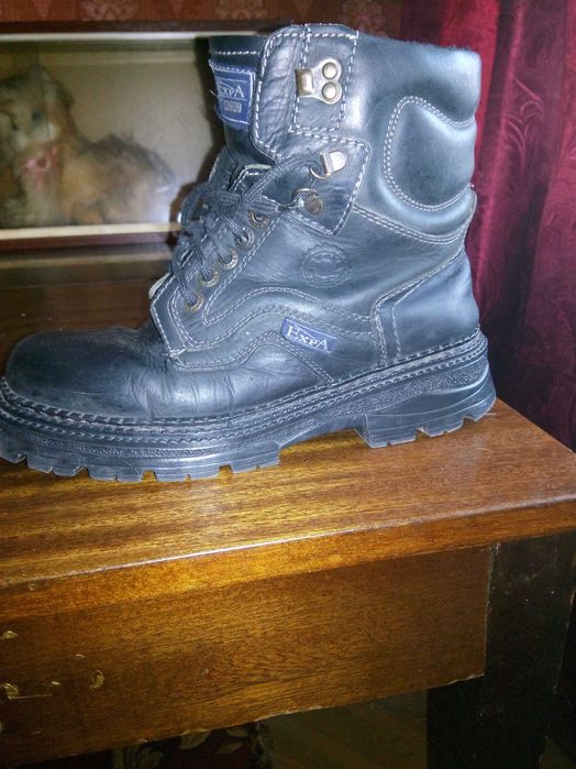 Продаю полусапоги зимние