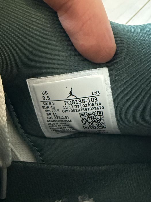 Кросівки Air Jordan 4 Retro