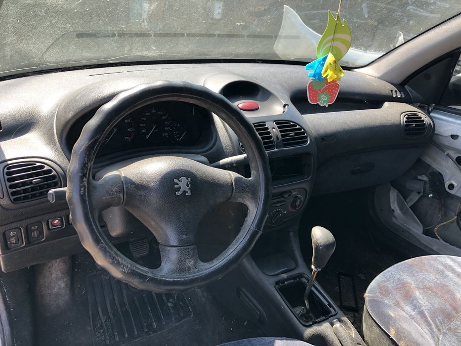 Peugeot 206 шрот розборка запчасти стартер генератор мотор балка салон