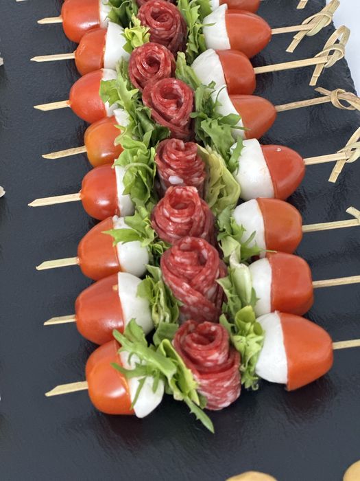 Кейтерінг, закуски, домашня їжа