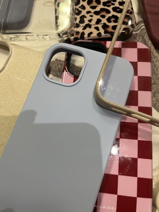 Capas iphone 13 otimo estado