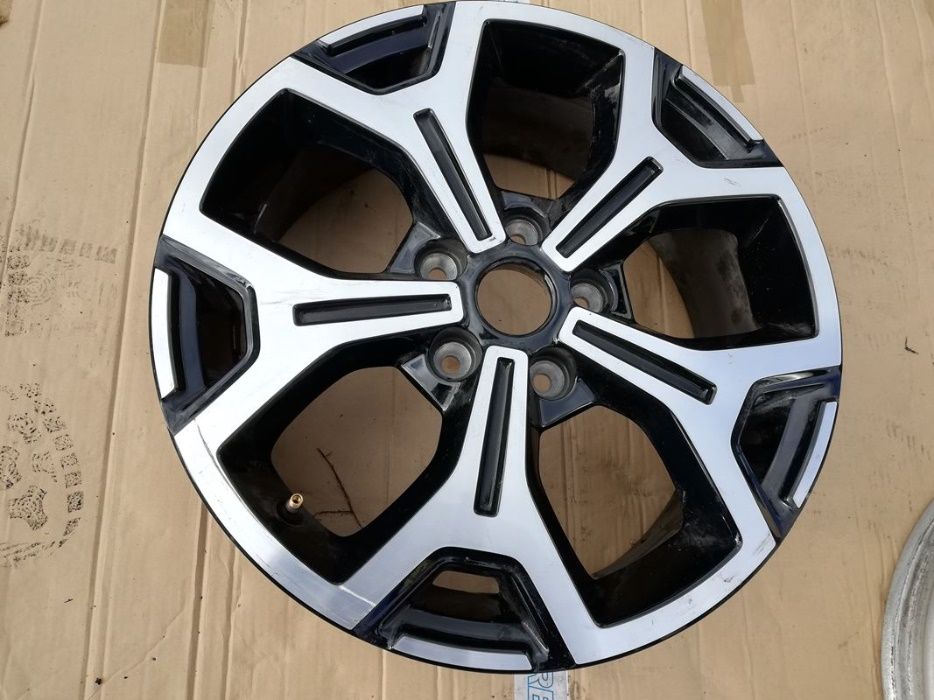 Felga Aluminiowa Renault 17 5x114,3 6,5j et-50