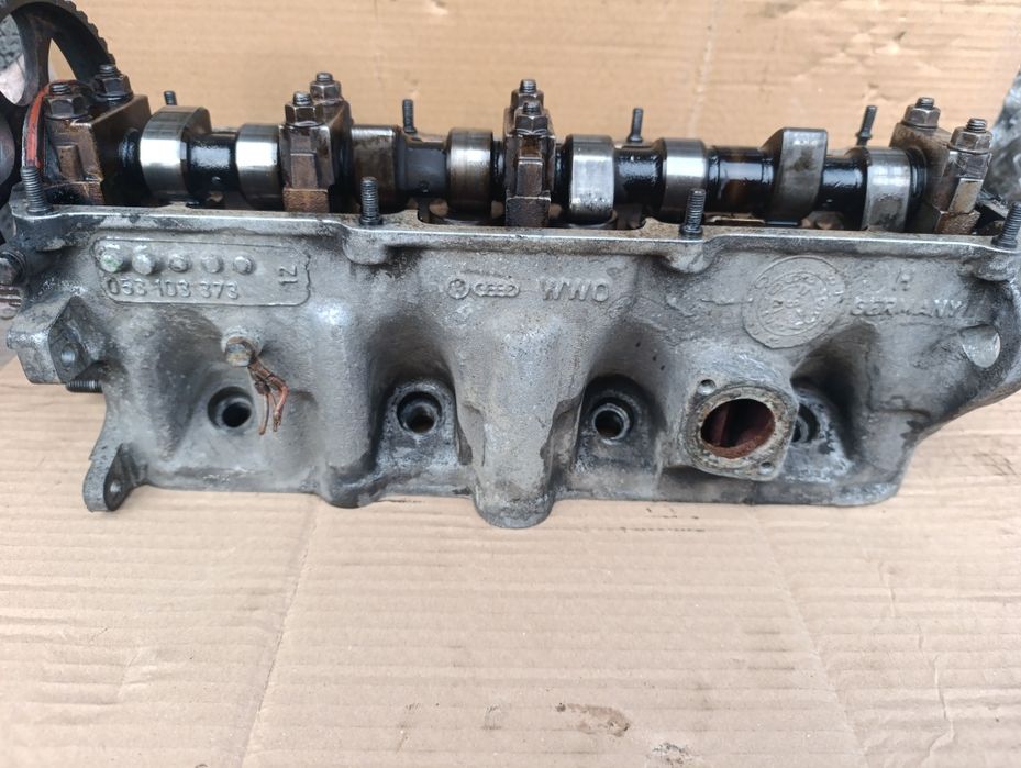 Гбц головка 2.0 053103737 Ауді 80 100 А6 Passat b3 B4 Golf