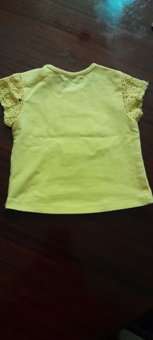 T.shirt manga curta com renda para menina