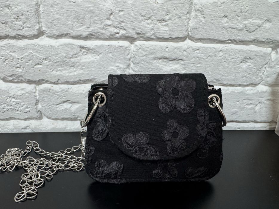 Сумочка хрупкой женщине или ребенку