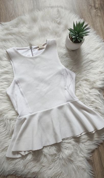 Top z baskinka H&M