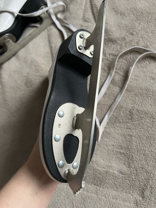 Ковзани для дівчинки, 33 розмір