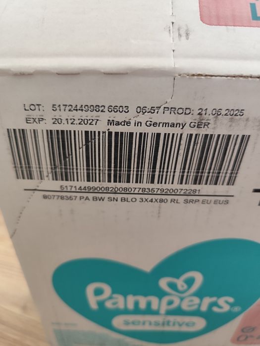Chusteczki Pampers Sensitive 960 sztuk