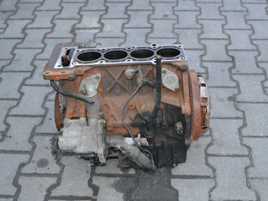 Blok wał korbowy Silnik Bez Głowicy MINI 1.6 16V
