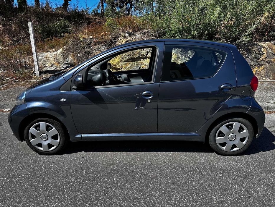 TOYOTA AYGO 1.0 VVT-i | 2009 | GASOLINA | MANUAL | 207.000 KM