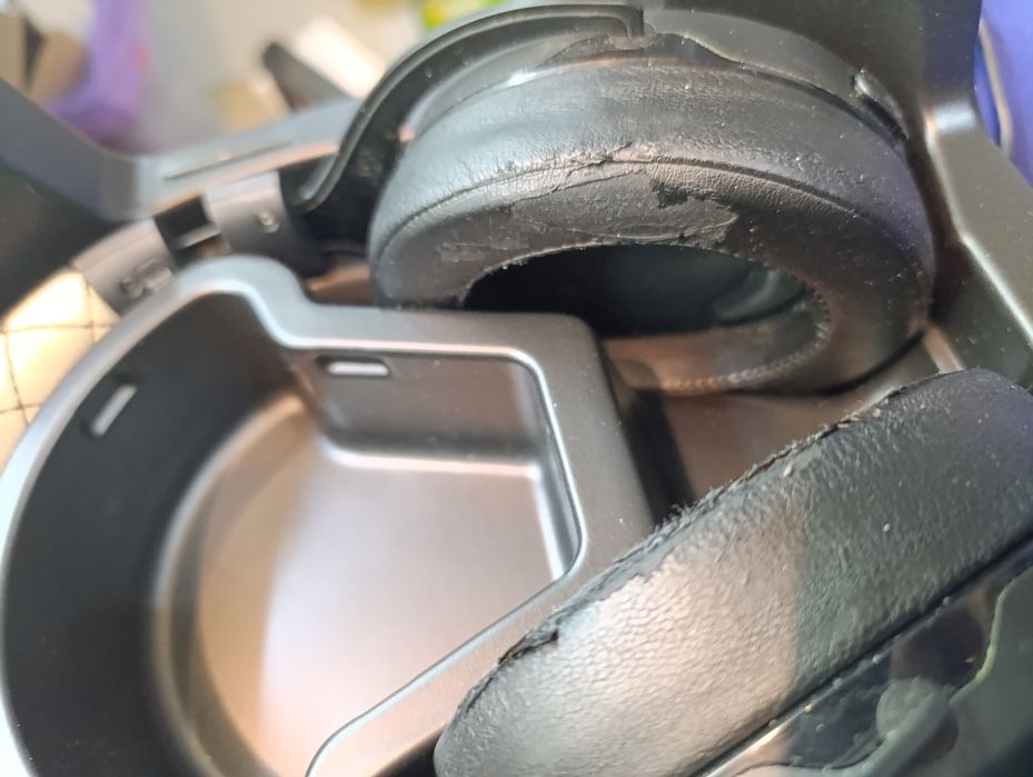 Corsair HS70 Pro Wireless SE Gaming Headset, Czarny/Kremowy