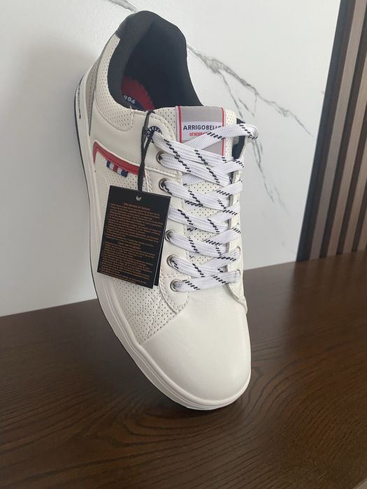 Кросівки чоловічі Arrigobello 46 розмір