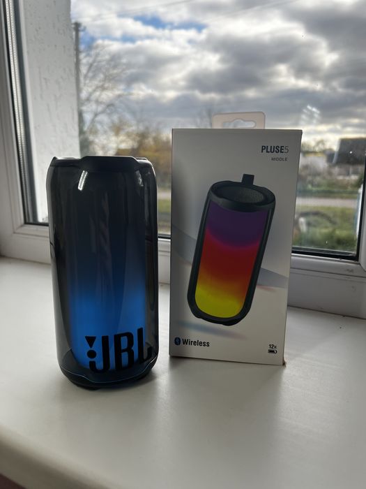 Колонка портативна JBL