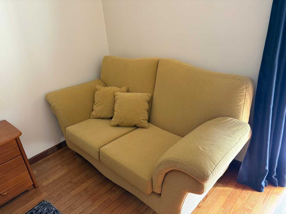 Sofá de 2 lugares