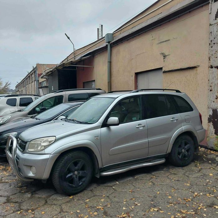 Toyota RAV-4