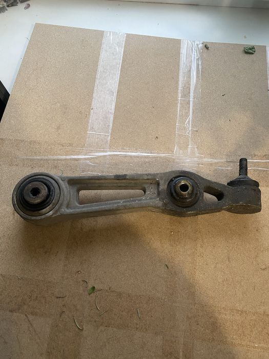 Важіль рычаг нижній оригінальний tesla model s