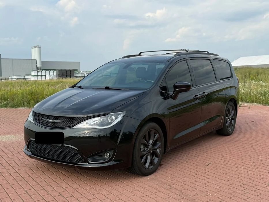 Chrysler Pacifica