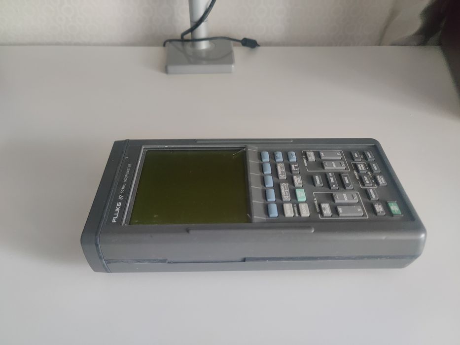 Fluke 97 Scopemeter 50 MHz – професійний портативний осцилограф / мультиметр