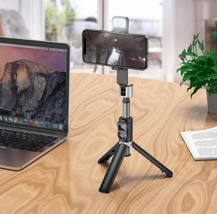 штатив-монопод (селфі-палиця) з функцією трипода та LED-підсвічуванням