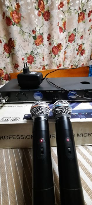 Sprzedam mikrofony Azusa  LS 82 ,Stan dobry.