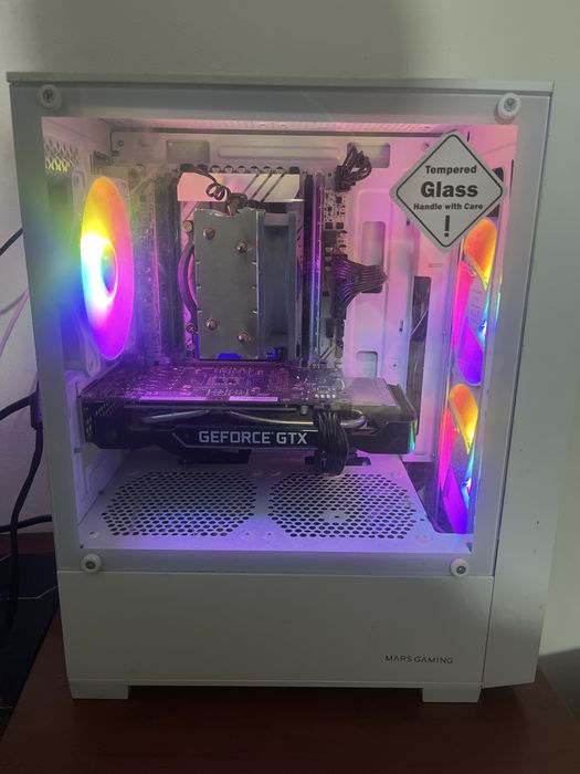 Vendo pc gamer completo , pc conta com 32gb melhor placa grafica da gtx 1660 duvidas pode me mandar mensagem