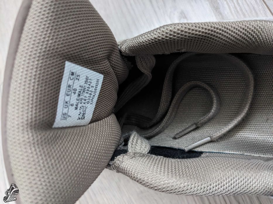 Кроссовки Нью Баланс 9060 \ New Balance 9060 \ ЗАМШ \ 37 - 41 размер