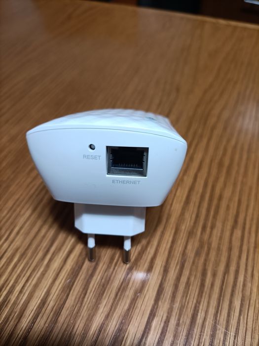 Ac750 Wi-fi Range extender RE200