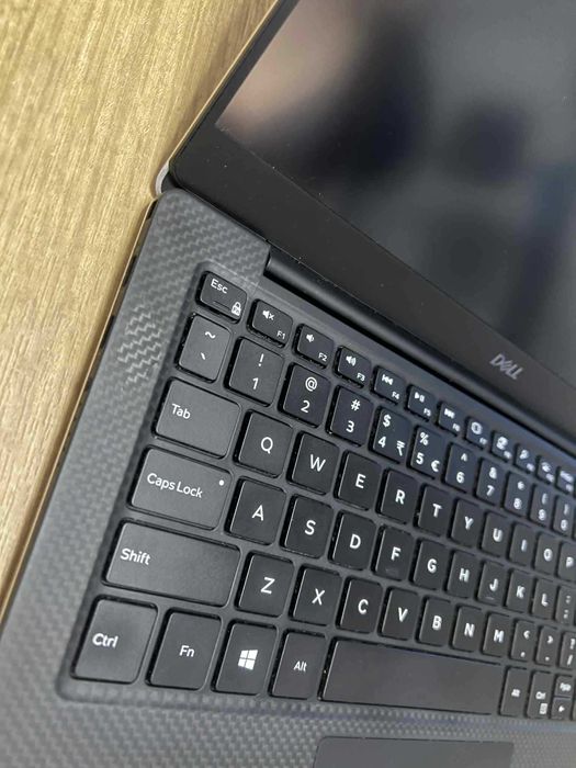 Dell XPS 13 9305 i7-1165G7 16GB RAM 512GB SSD