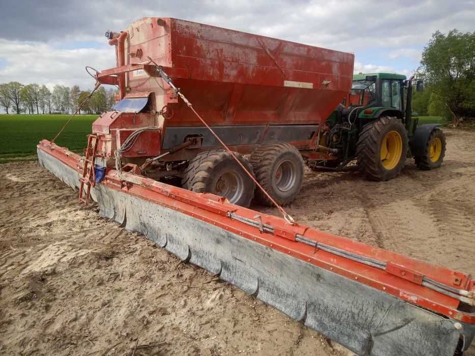 Rozsiewacz wapna prolog 15 ton tandem Amazone zgb