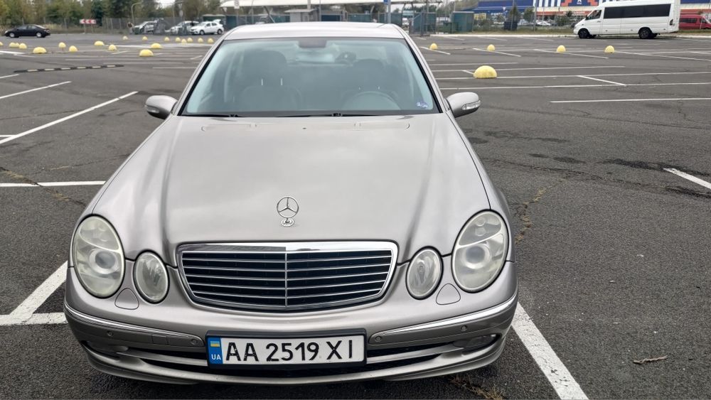 Мерседес 211 ,3.0