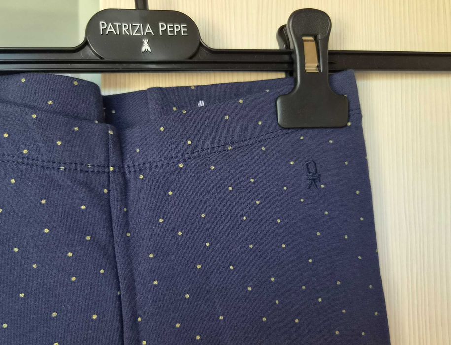 Okaidi legginsy 128 grubsze groszki H&M