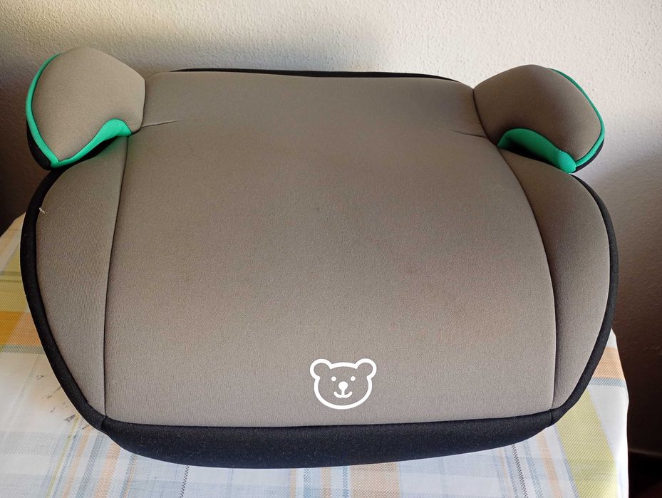 Assento de elevação automotivo