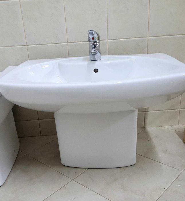 Lavatório marca Roca