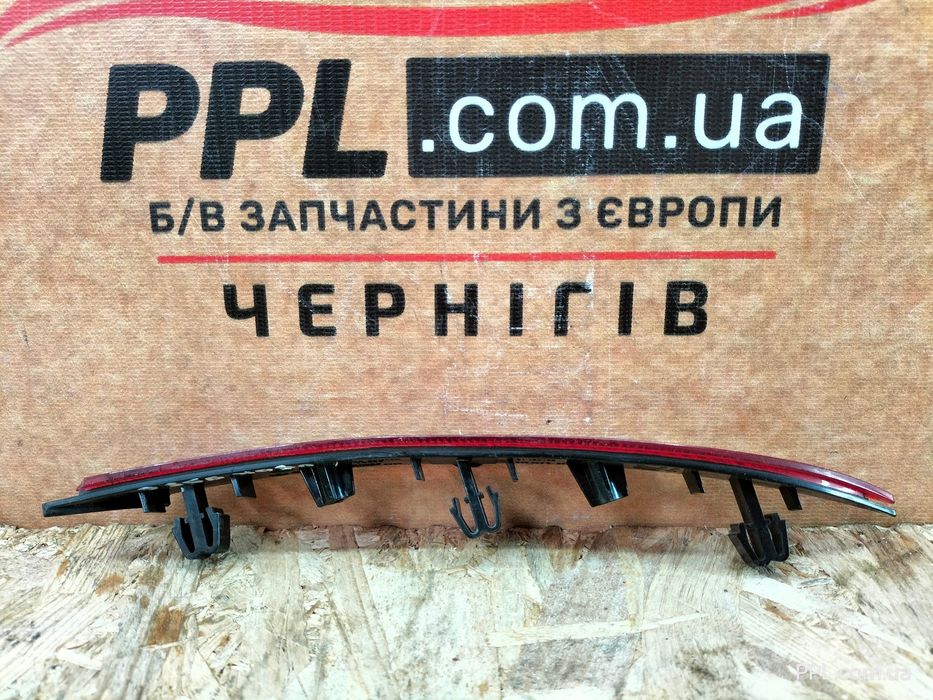 BMW 3 G20 G21 M Sport 2018- Отражатель катафот бампера правый 8074230