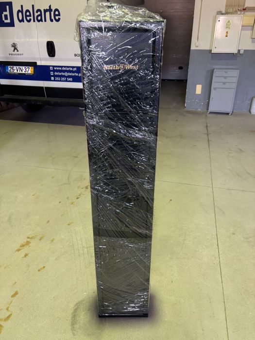 Cofre em inox para armas