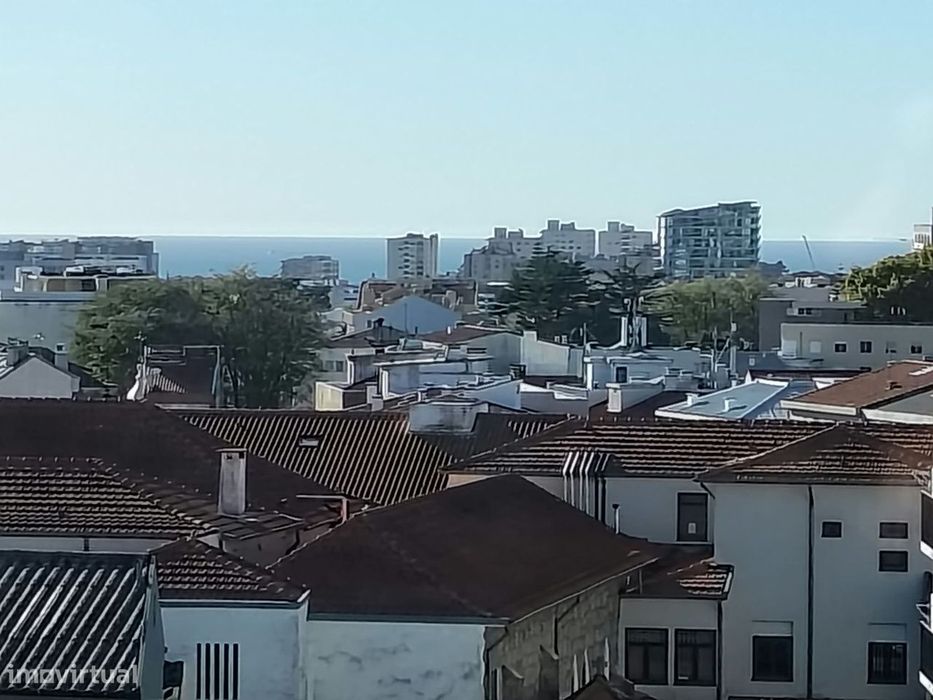 T1 perto metro C.Michaelis