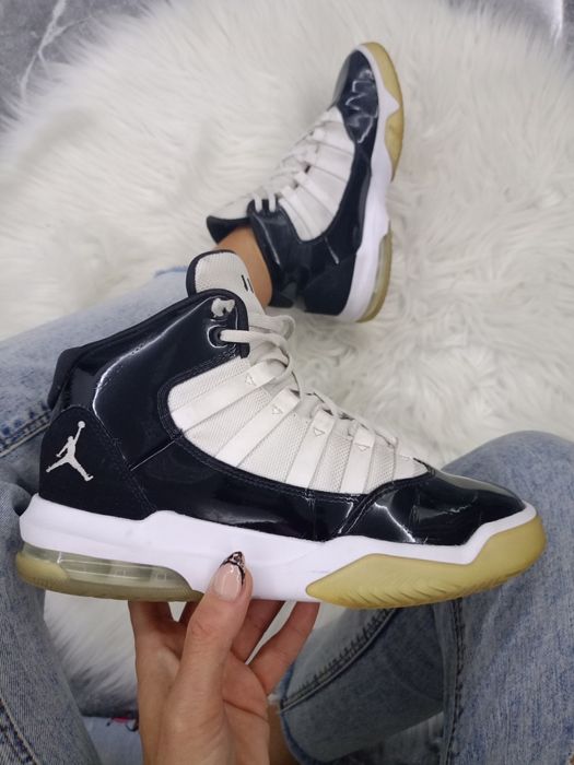 Buty koszykarskie Nike Air Jordan Max Aura rozmiar 36.5 młodzieżowe