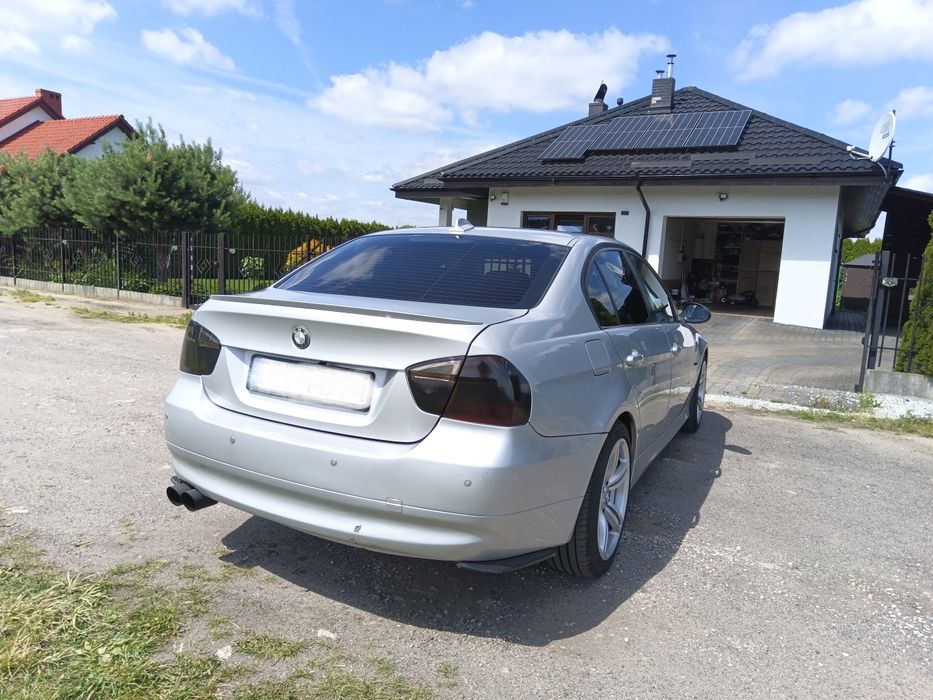 BMW E90 seria 3 318 D po programie 2006 rok